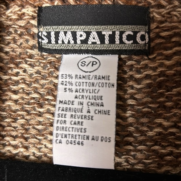 RARE Simpatico vtg 1990 knitted cardigan
Sweater oversize,embroidered rosette,3D - Picture 15 of 16